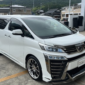 トヨタ・ヴェルファイア