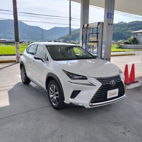 レクサス・NX