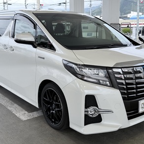 トヨタ・アルファード