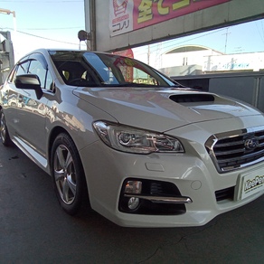 スバル・レヴォーグ