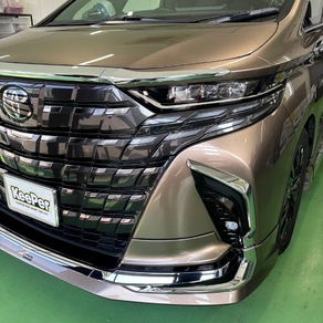 トヨタ・アルファード