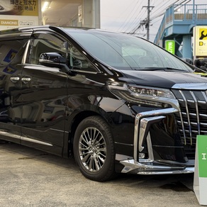 トヨタ・アルファード