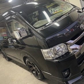 トヨタ・ハイエース(ワイド・ミドルルーフ)