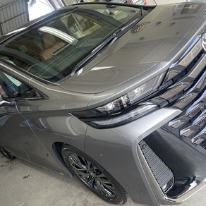 トヨタ・ヴェルファイア