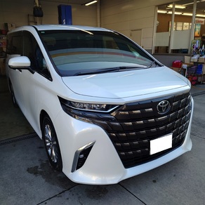 トヨタ・アルファード