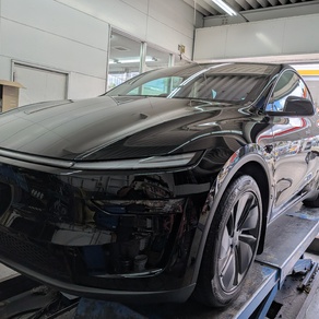 その他・テスラ・モデルY