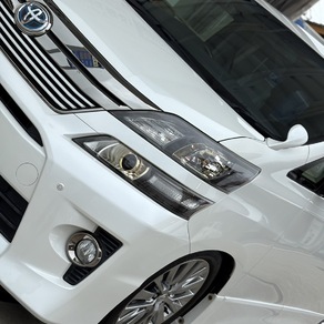 トヨタ・ヴェルファイア