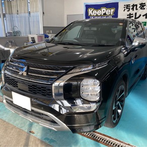 三菱・アウトランダー