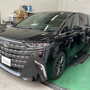 トヨタ・アルファード
