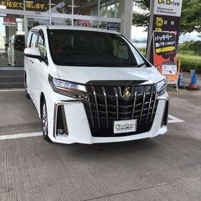 トヨタ・アルファード