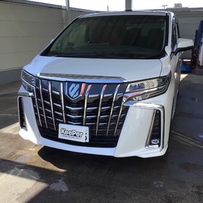 トヨタ・アルファード