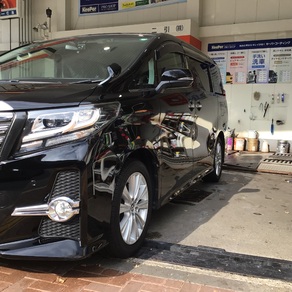 トヨタ・アルファード