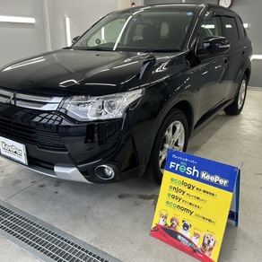 三菱・アウトランダー