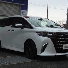 トヨタ・アルファード