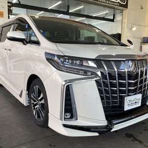 トヨタ・アルファード