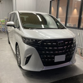 トヨタ・アルファード