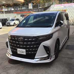 トヨタ・アルファード