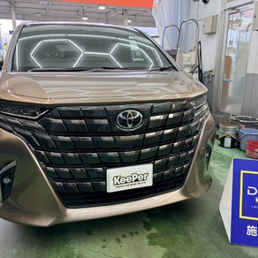 トヨタ・アルファード