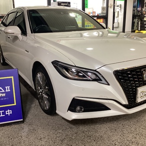 トヨタ・クラウン