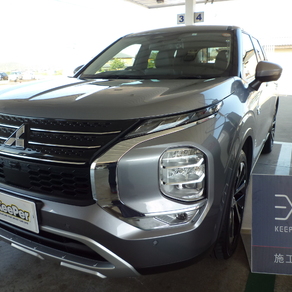 三菱・アウトランダー