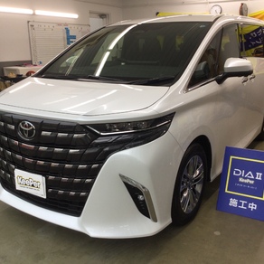 トヨタ・アルファード