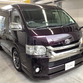トヨタ・ハイエース(ワイド・ミドルルーフ)