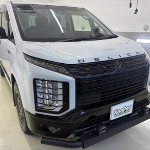 三菱・デリカ