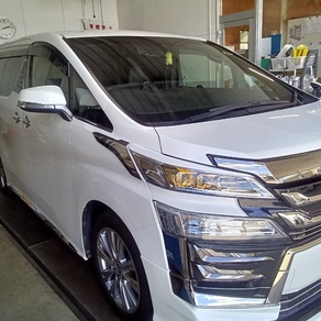 トヨタ・ヴェルファイア