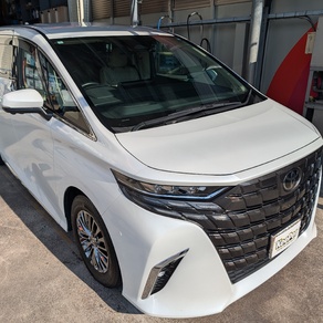 トヨタ・アルファード