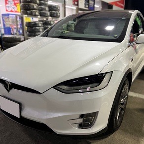 その他・テスラ・モデルX