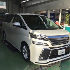 トヨタ・ヴェルファイア