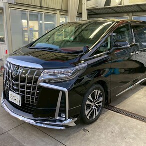 トヨタ・アルファード