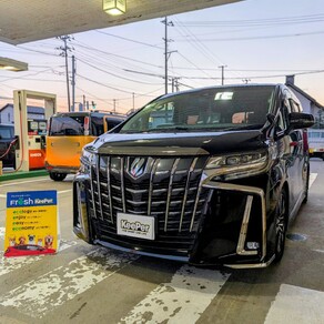 トヨタ・アルファード