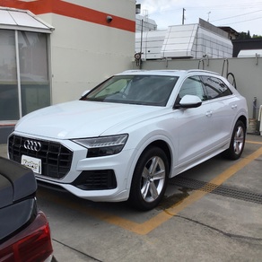 アウディ・Q8