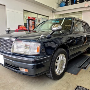 トヨタ・クラウン