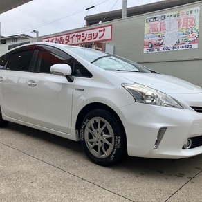 トヨタ・プリウスα