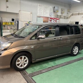 トヨタ・アイシス