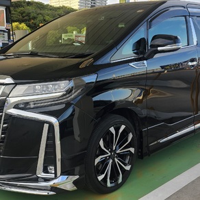 トヨタ・アルファード