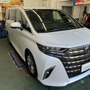 トヨタ・ヴェルファイア