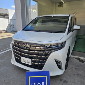 トヨタ・アルファード