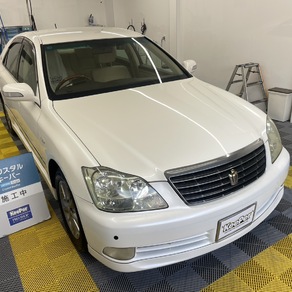 トヨタ・クラウン