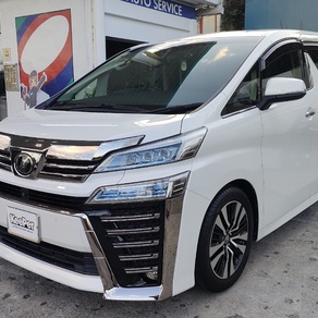 トヨタ・ヴェルファイア