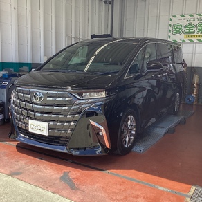 トヨタ・アルファード