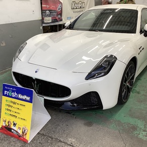 その他・マセラティ　グラツーリズモ