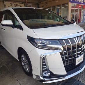 トヨタ・アルファード