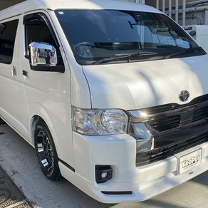 トヨタ・ハイエース(ワイド・ミドルルーフ)