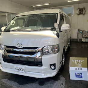トヨタ・ハイエース(ワイド・ミドルルーフ)