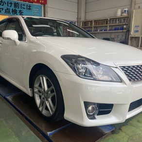 トヨタ・クラウン