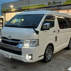 トヨタ・ハイエース(ワイド・ミドルルーフ)