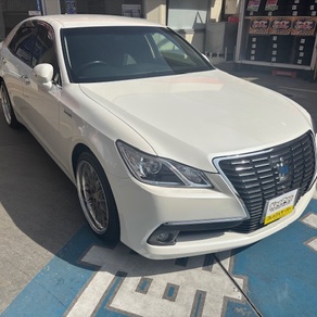 トヨタ・クラウン